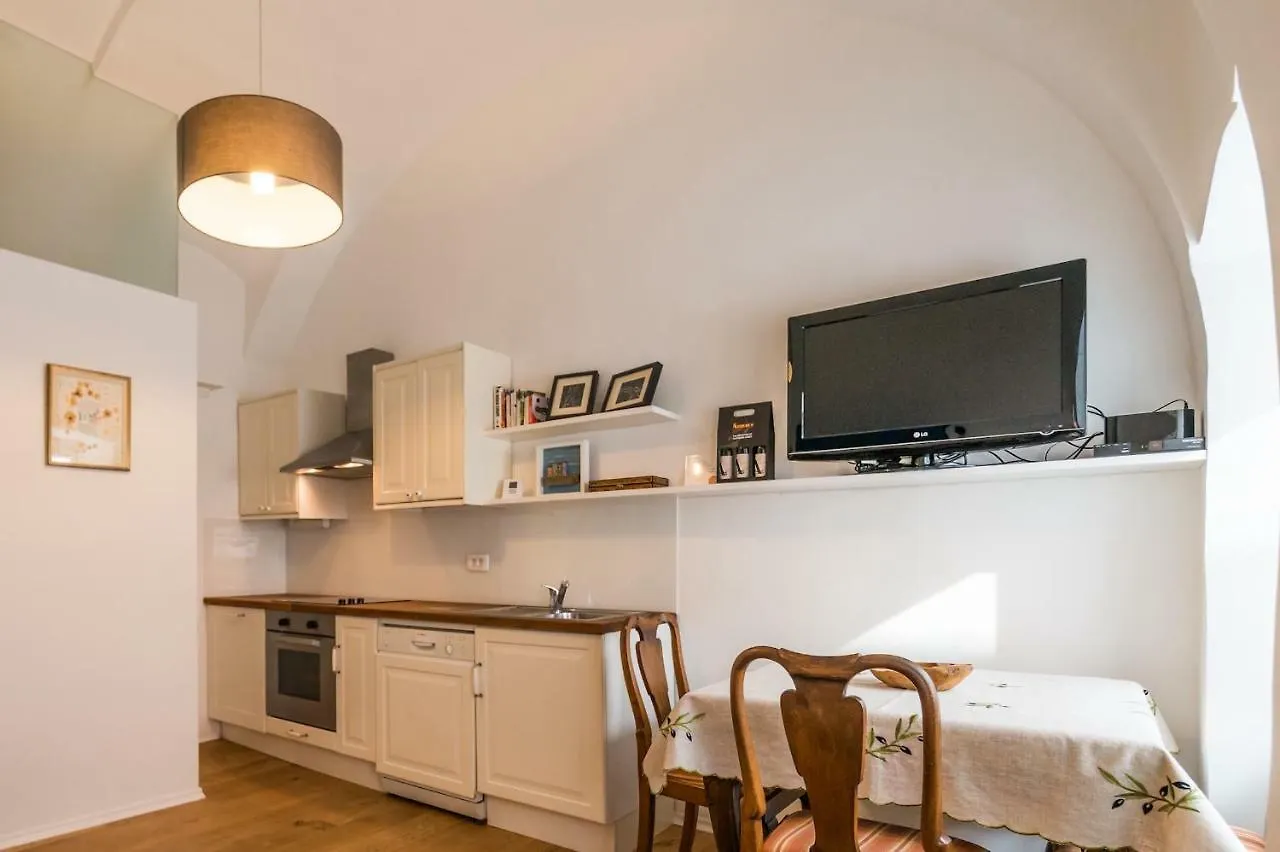 Barrio Alto Apartment Ljubljana